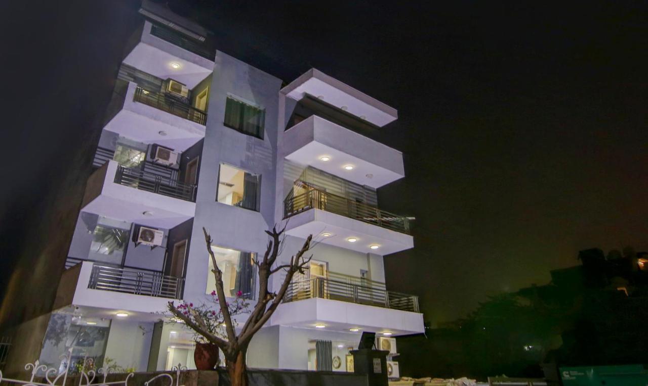 Treebo Trend Aashiyana Paradise Badshahpur Exteriör bild